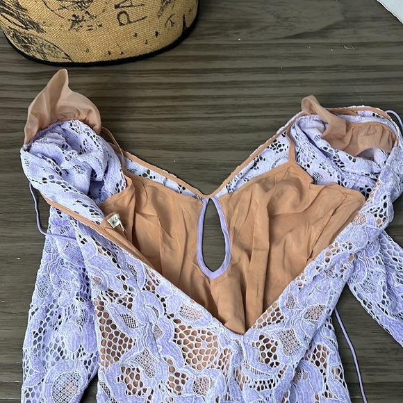 FOR LOVE & LEMONS ROSEMARY PUFF SLEEVE LACE MINI DRESS SMALL - Picture 9 of 16